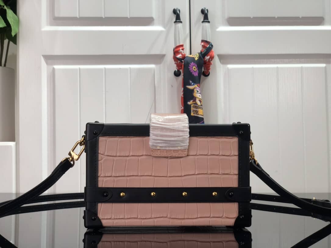 L0vis Vvtt0n Petite Malle Brilliant Alligator Leather Replica Handbag Pink N93817