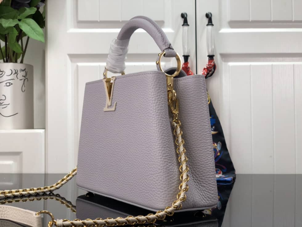 L0vis Vvtt0n Capucines BB M59709 Replica Shoulder Bag