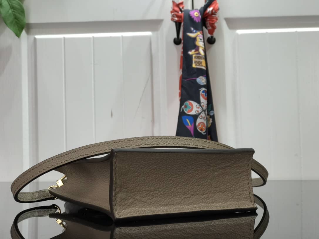 L0vis Vvtt0n Monogram Petit Sac Plat Bag Replica Gray M80449