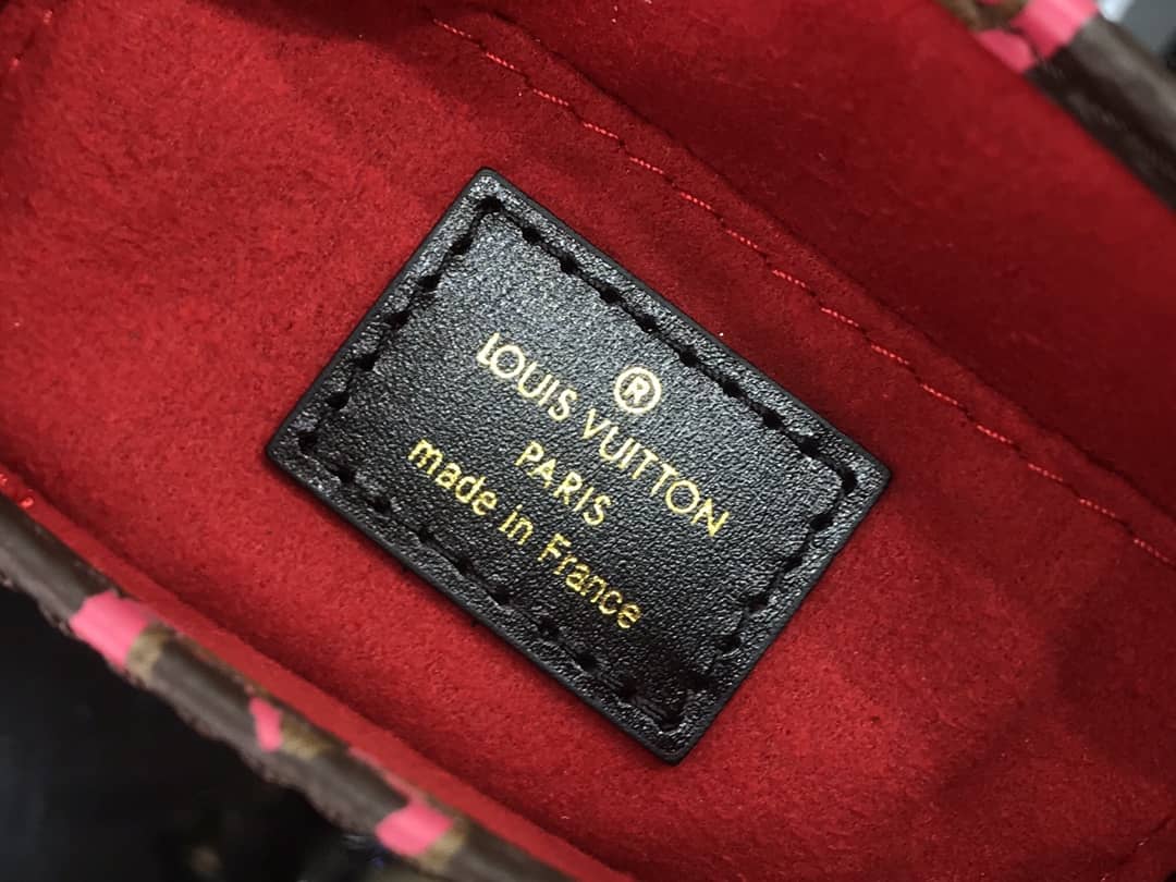 L0vis Vvtt0n Monogram Petit Sac Plat 2Way Replica Shoulder Bag M69442