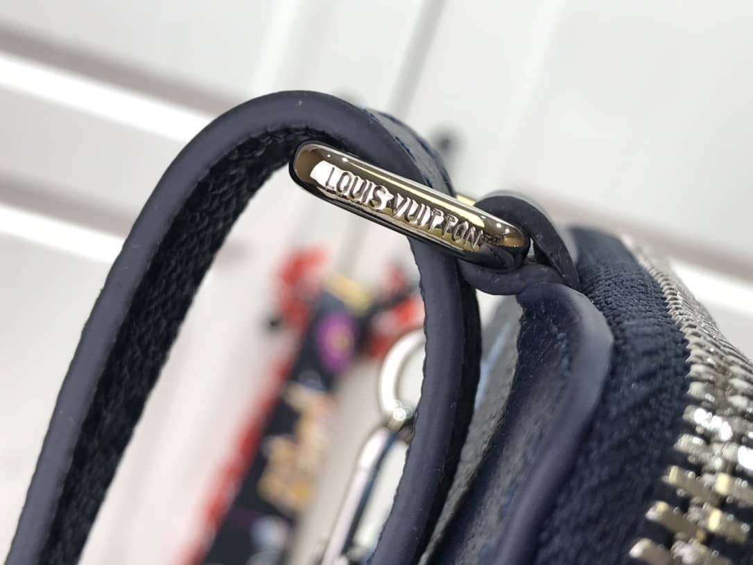 L0vis Vvtt0n Watercolor Monogram Phone Pouch Replica M80466