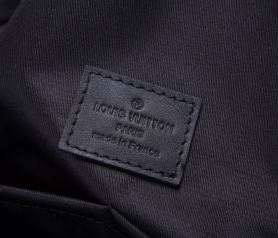 L0vis Vvtt0n Monogram Shadow Sprinter Black M44727 Replica Backpack