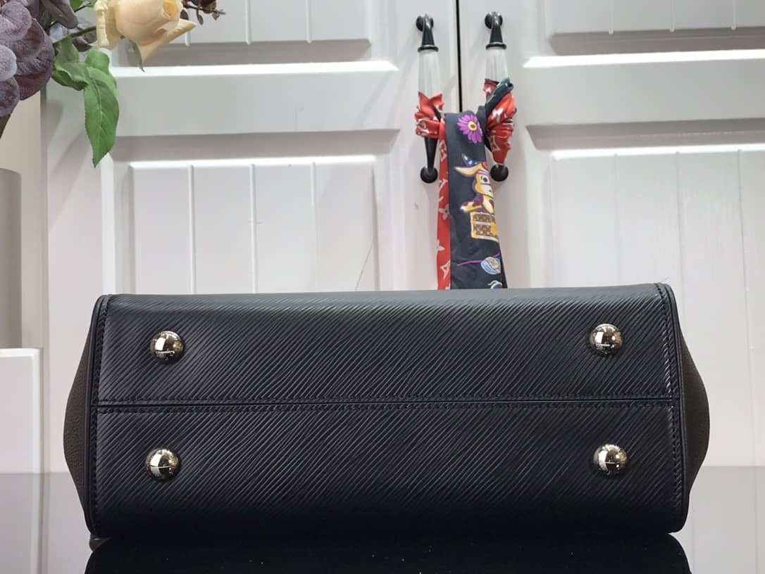 L0vis Vvtt0n Grenelle PM Tote Replica M57680