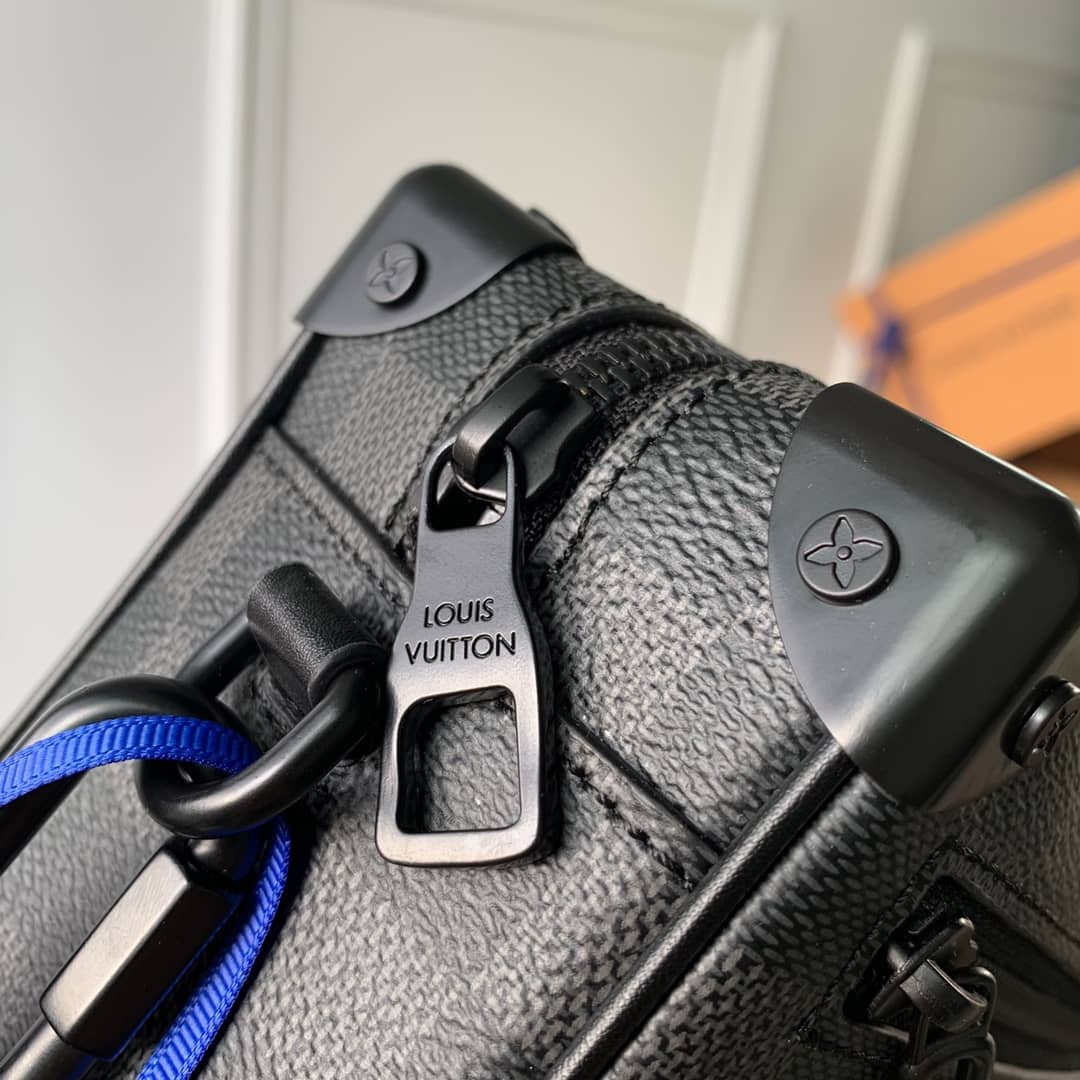 L0vis Vvtt0n Mini Soft Trunk Black N45278 Replica Shoulder Bag