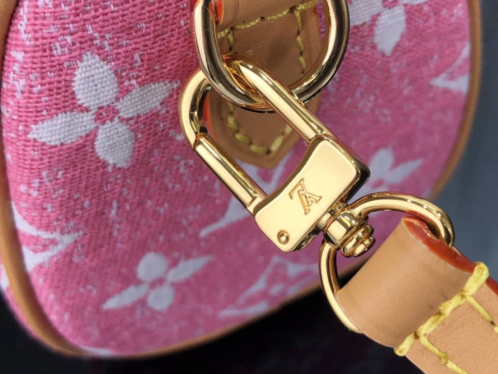 L0vis Vvtt0n Nano Speedy Pink M81213 Replica Crossbody Bag