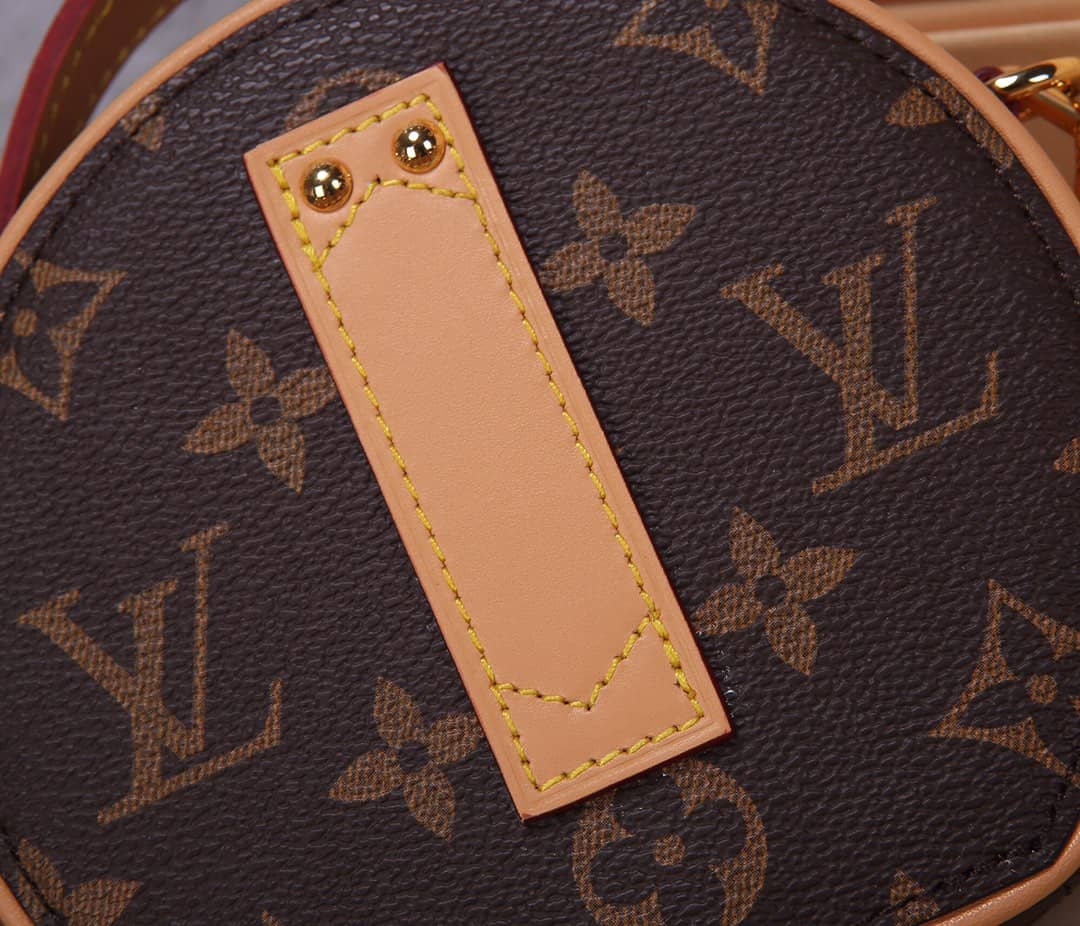 L0vis Vvtt0n Mini Boite Chapeau Replica Crossbody Bag M44699