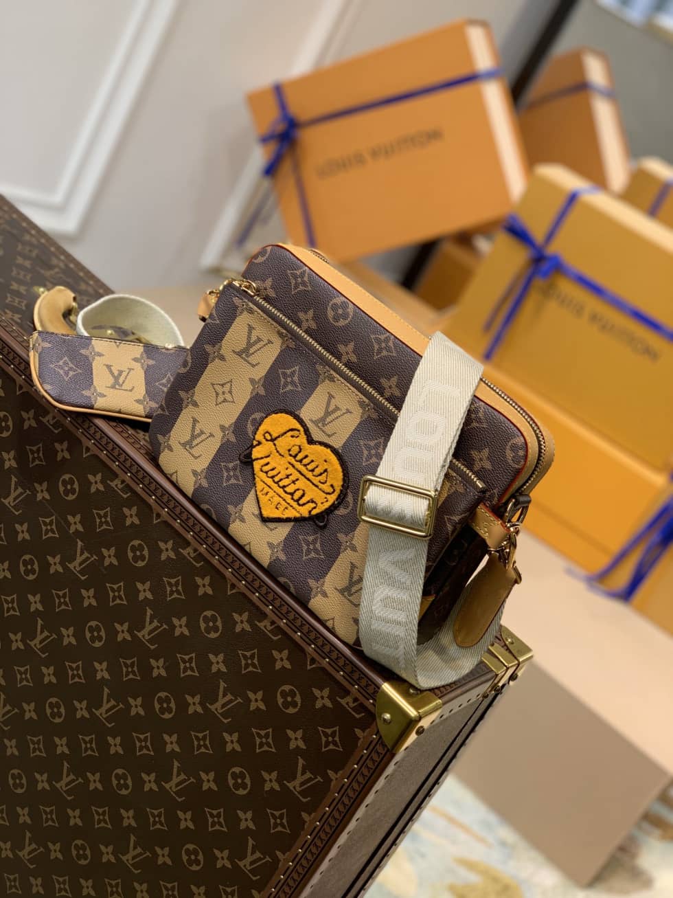 L0vis Vvtt0n x Nigo Trio Monogram Stripes Brown M45965 Replica Messenger Bag