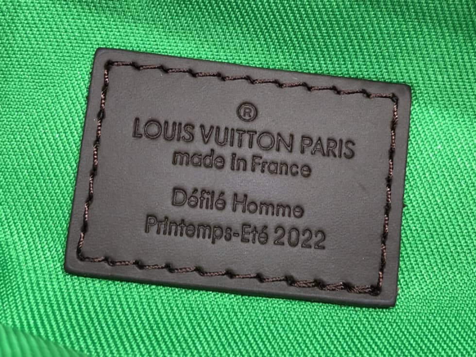 L0vis Vvtt0n Vertical Box Trunk Monogram Brown M59664 Replica Shoulder Bag