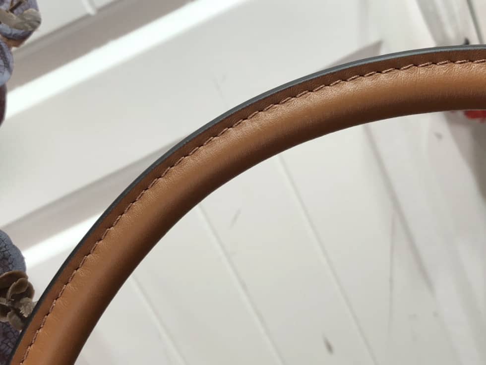 L0vis Vvtt0n Petit Caramel Brown M59962 Replica Bucket Bag