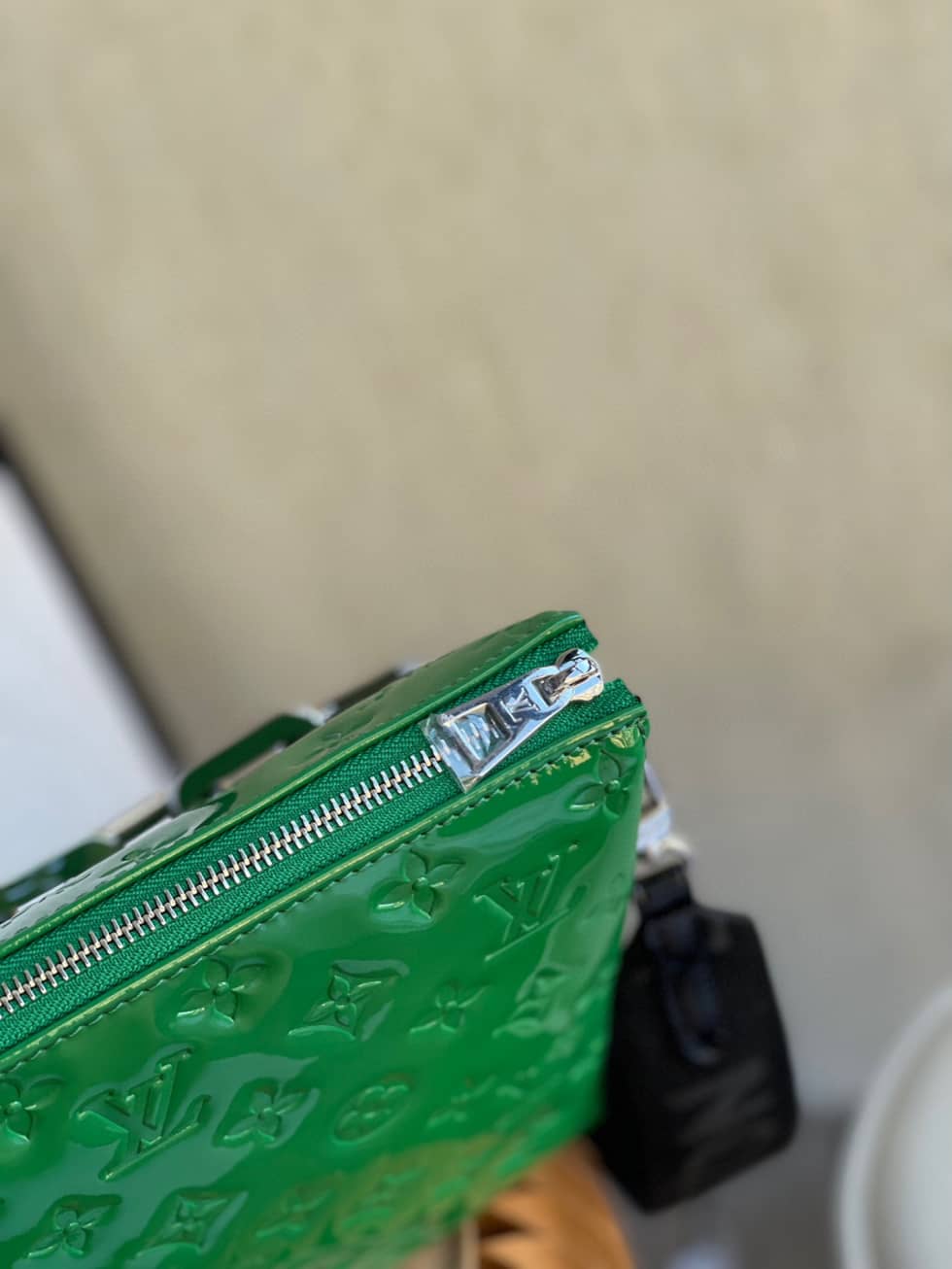 L0vis Vvtt0n Coussin MM 2way M57783 Replica Shoulder Bag