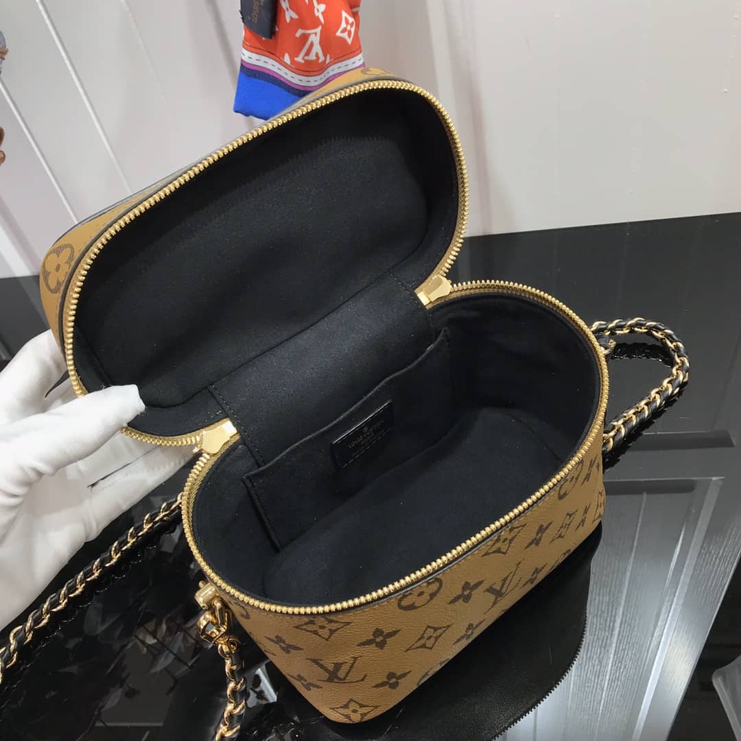 L0vis Vvtt0n Monogram Canvas BB Vanity Case Bag Replica M53369
