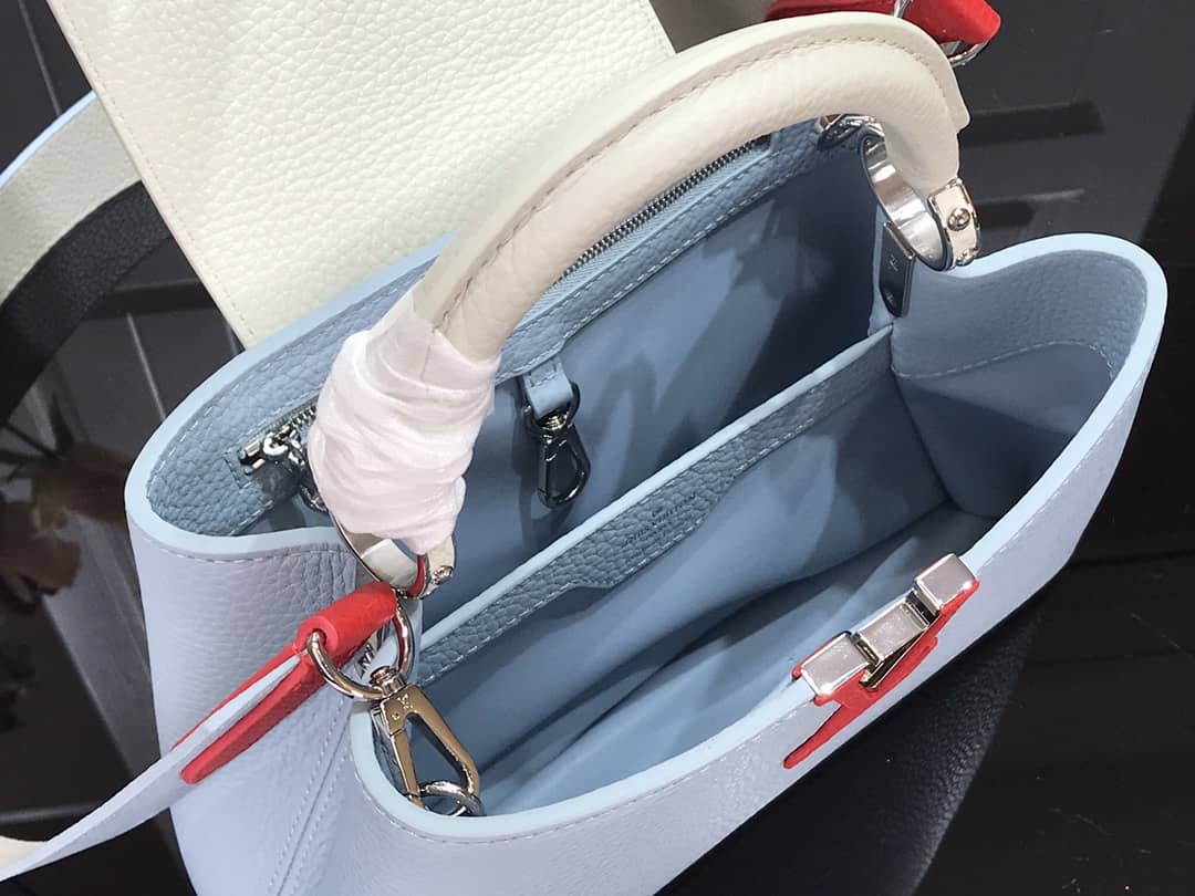 L0vis Vvtt0n Capucines Mini Taurillon Leather Replica Bag Blue M57520