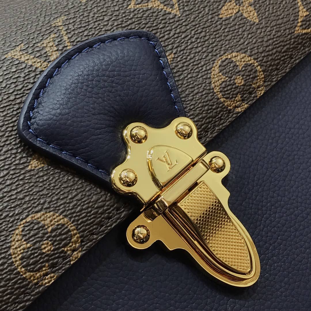 L0vis Vvtt0n Monogram Canvas Victoire Chain Bag Replica Blue M41731