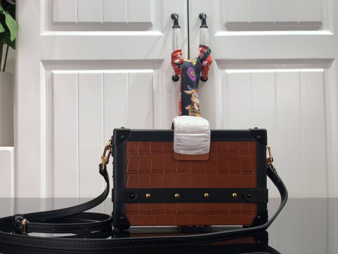 L0vis Vvtt0n Petite Malle Brilliant Alligator Leather Replica Handbag Brown N93817