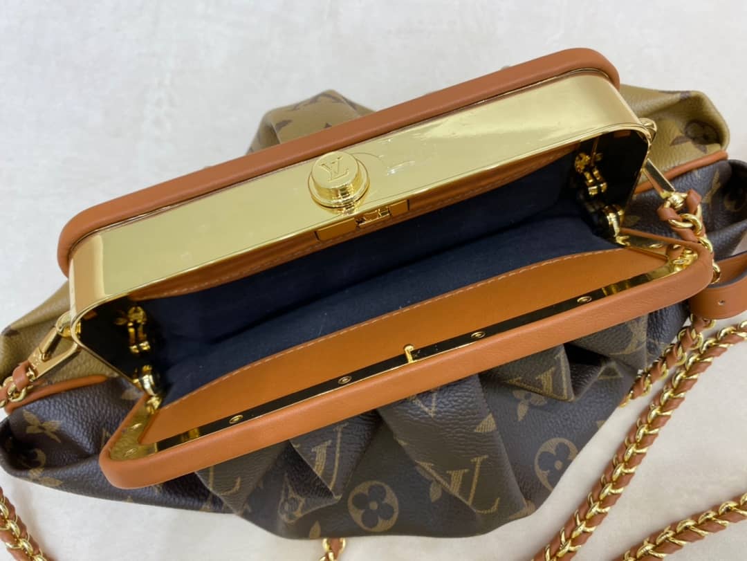 L0vis Vvtt0n Monogram Canvas Boursicot EW Replica Bag Brown M45229