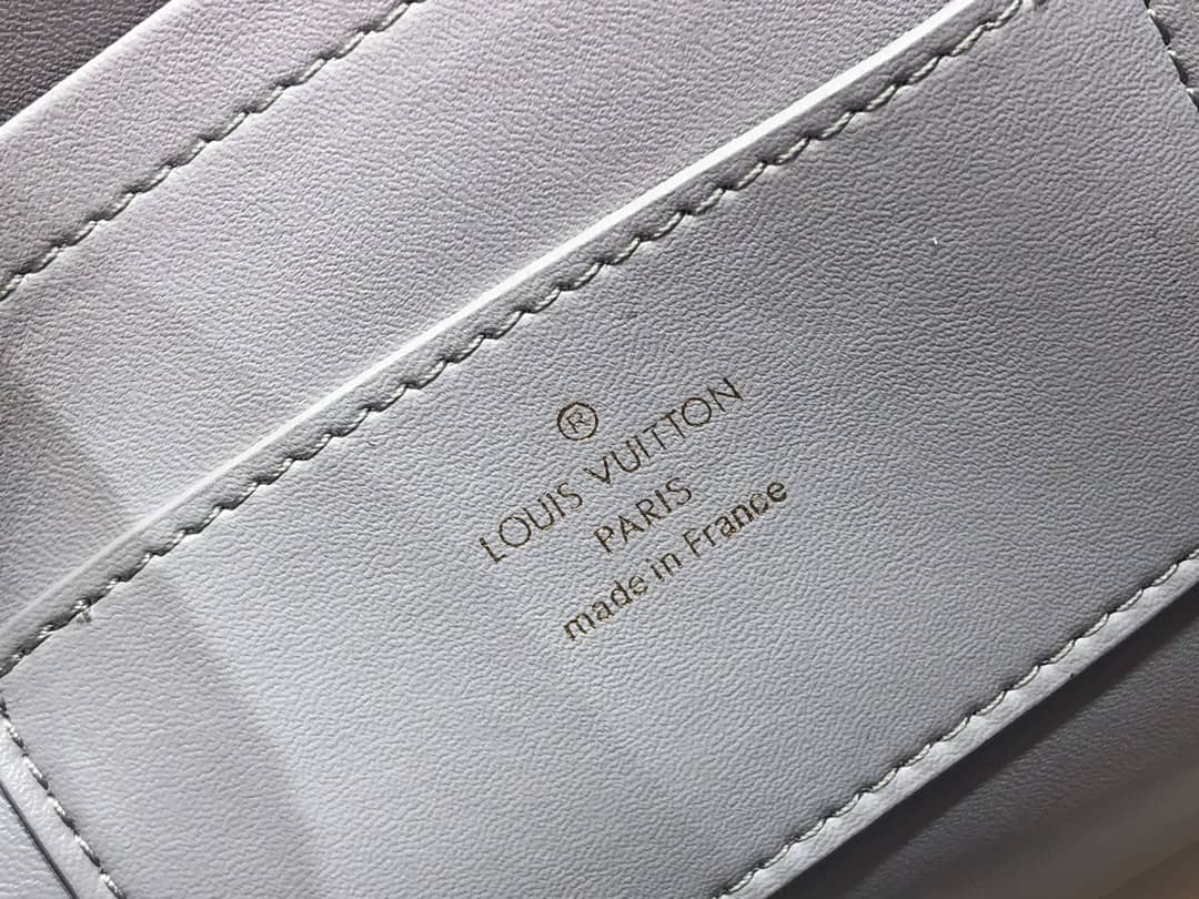 L0vis Vvtt0n Twist One Handle MM Bag Replica Black M57090