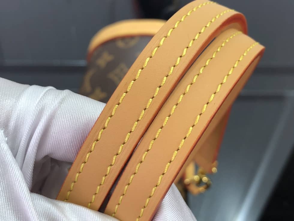 L0vis Vvtt0n Fold Me Pouch Monogram Brown M80874 Replica Bucket Bag