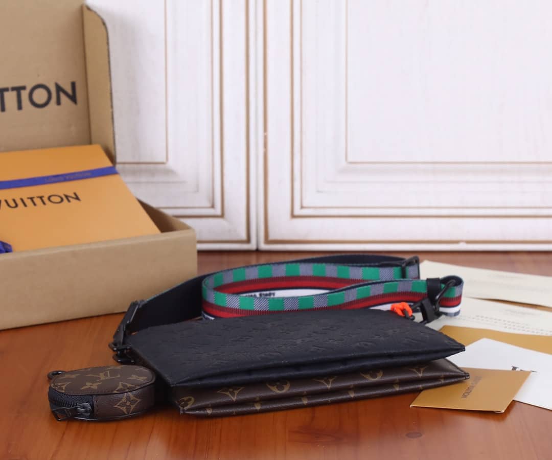 L0vis Vvtt0n Trio Pouch Taurillon M59681 Replica