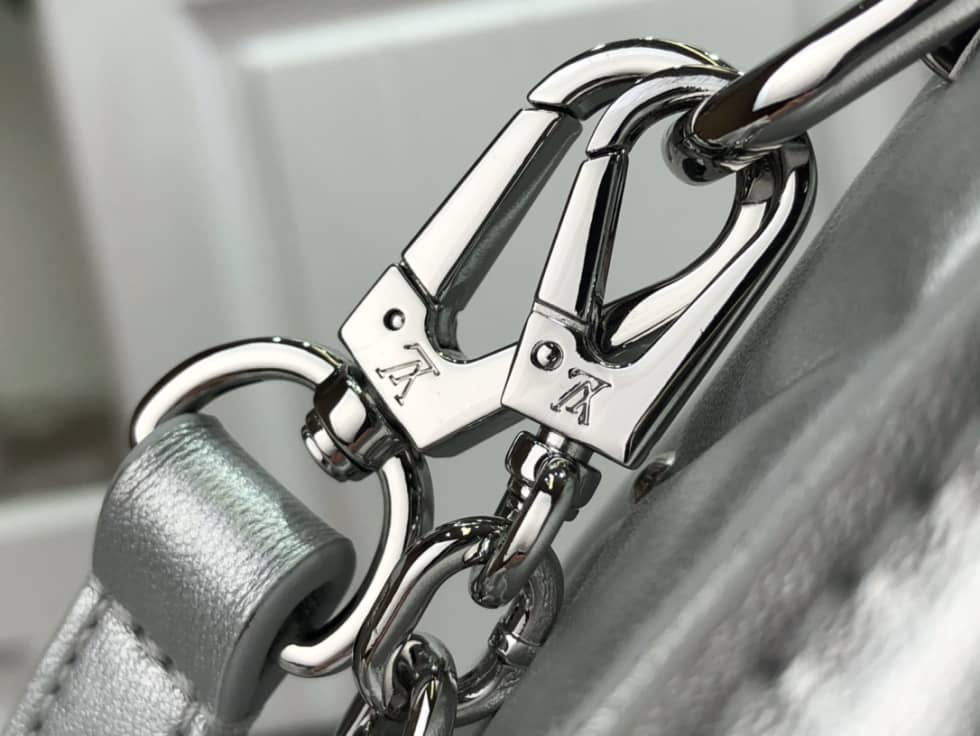 L0vis Vvtt0n Replica Bags Twist PM Leather M59031 Replica Crossbody Bag