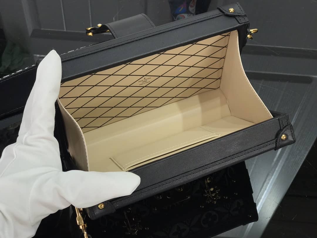 L0vis Vvtt0n Since 1854 Petite Malle Replica Bag Black M57212