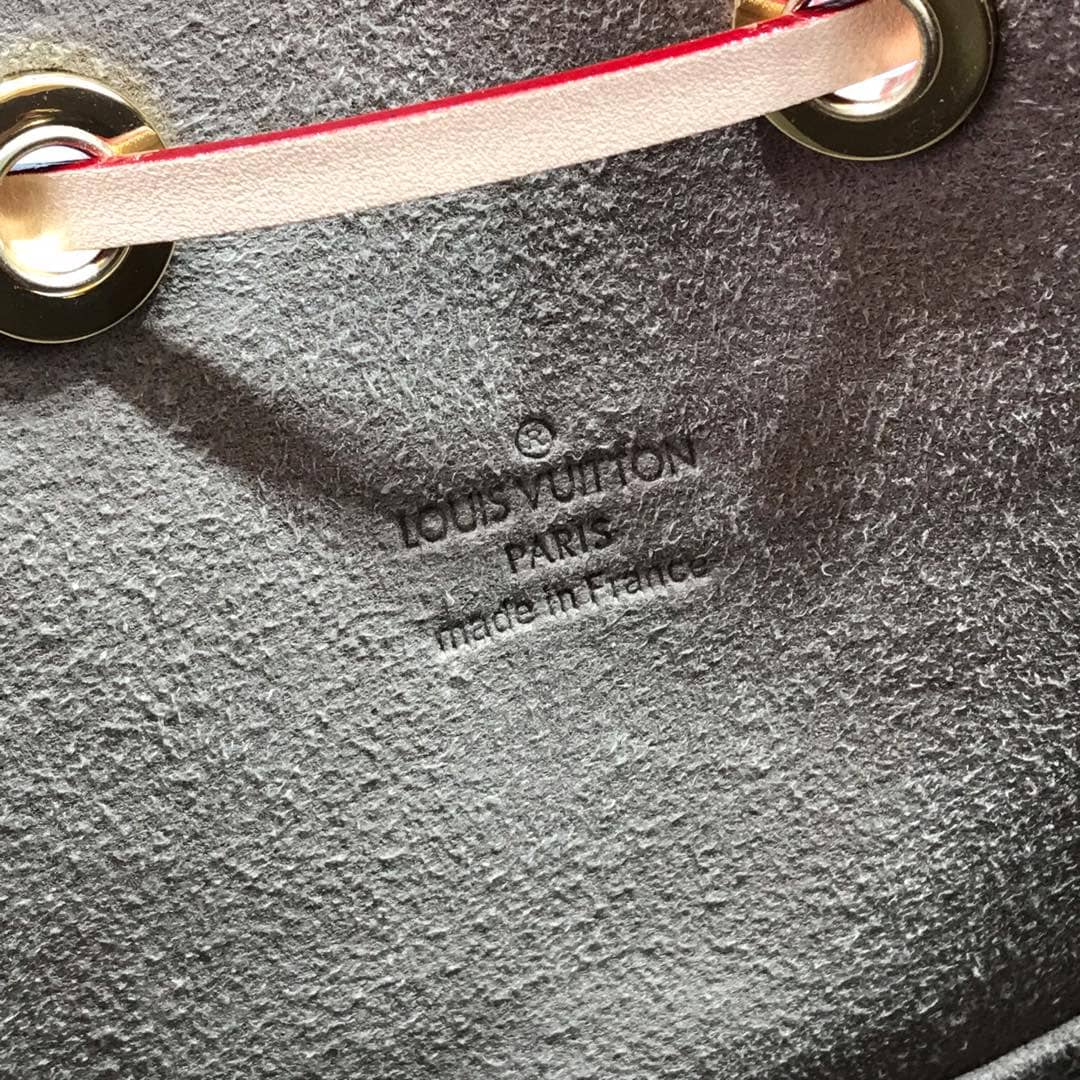 L0vis Vvtt0n Monogram Multicolor Petit Noe Replica Shoulder Bag Black M42229