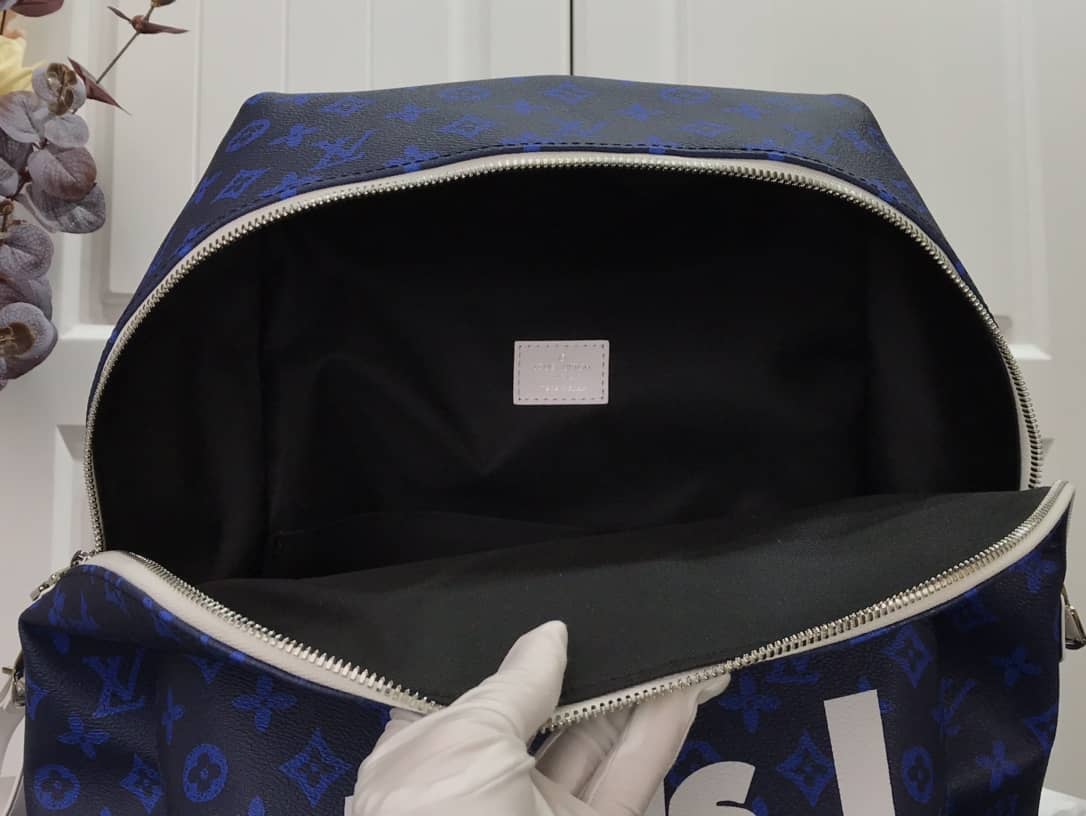 L0vis Vvtt0n Monogram Reverse Canvas Carry It Replica Backpack Blue M46118