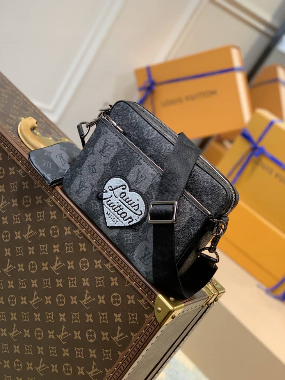 L0vis Vvtt0n x Nigo Trio Monogram Stripes Black M45965 Replica Messenger Bag