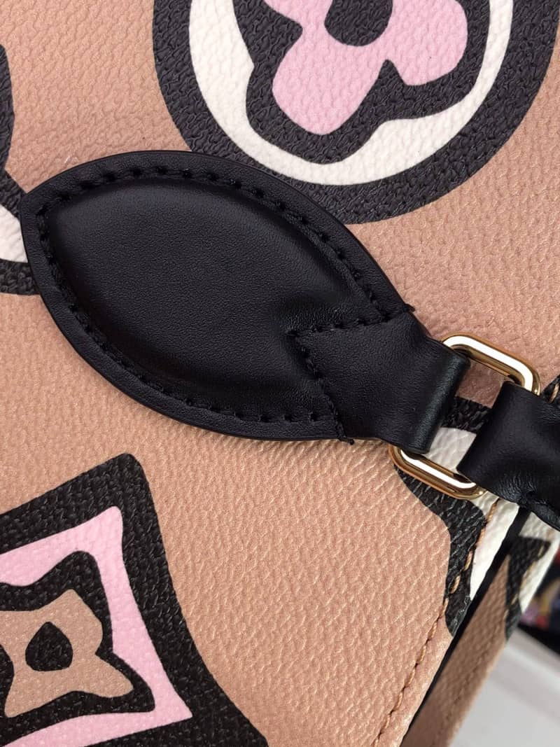 L0vis Vvtt0n Onthego GM Monogram Canvas Tote Replica M45814