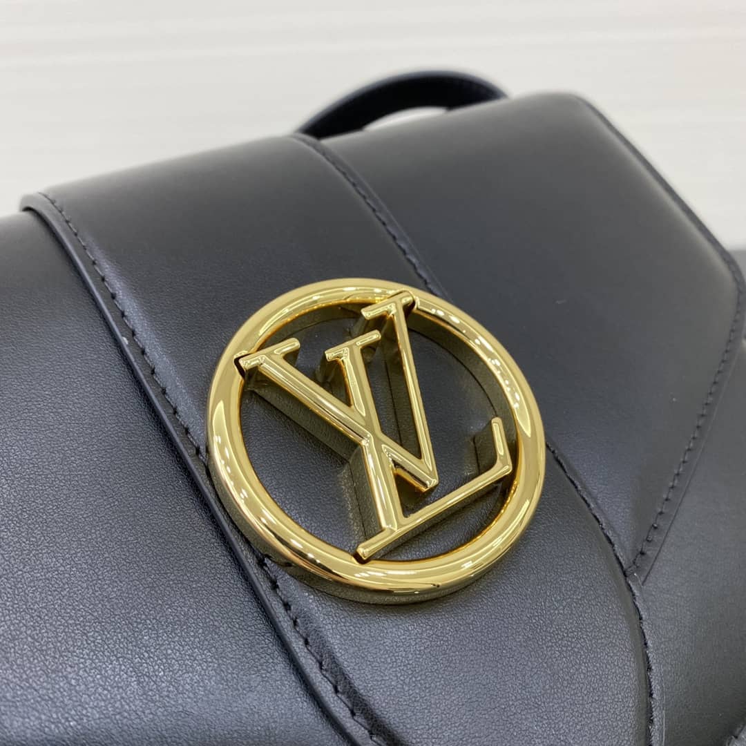 L0vis Vvtt0n Pont 9 Leather Crossbody Bag M55948