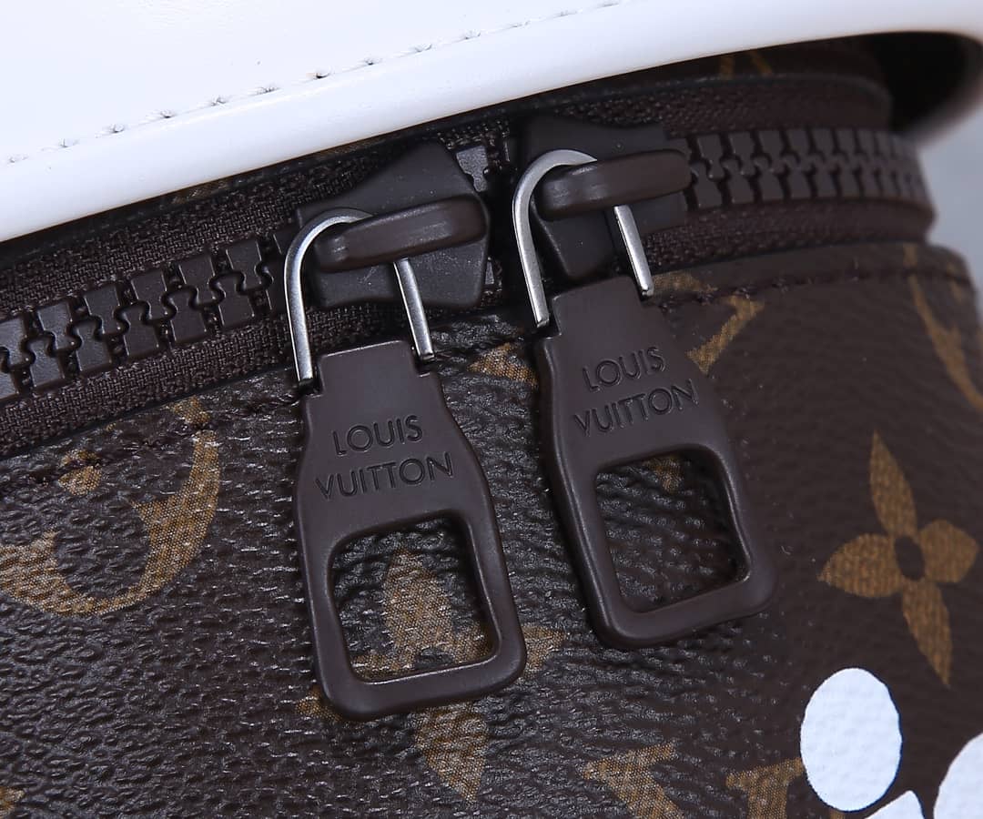 L0vis Vvtt0n Vintage Monogram Coated Canvas Coffee Cup Replica Pouch M80812