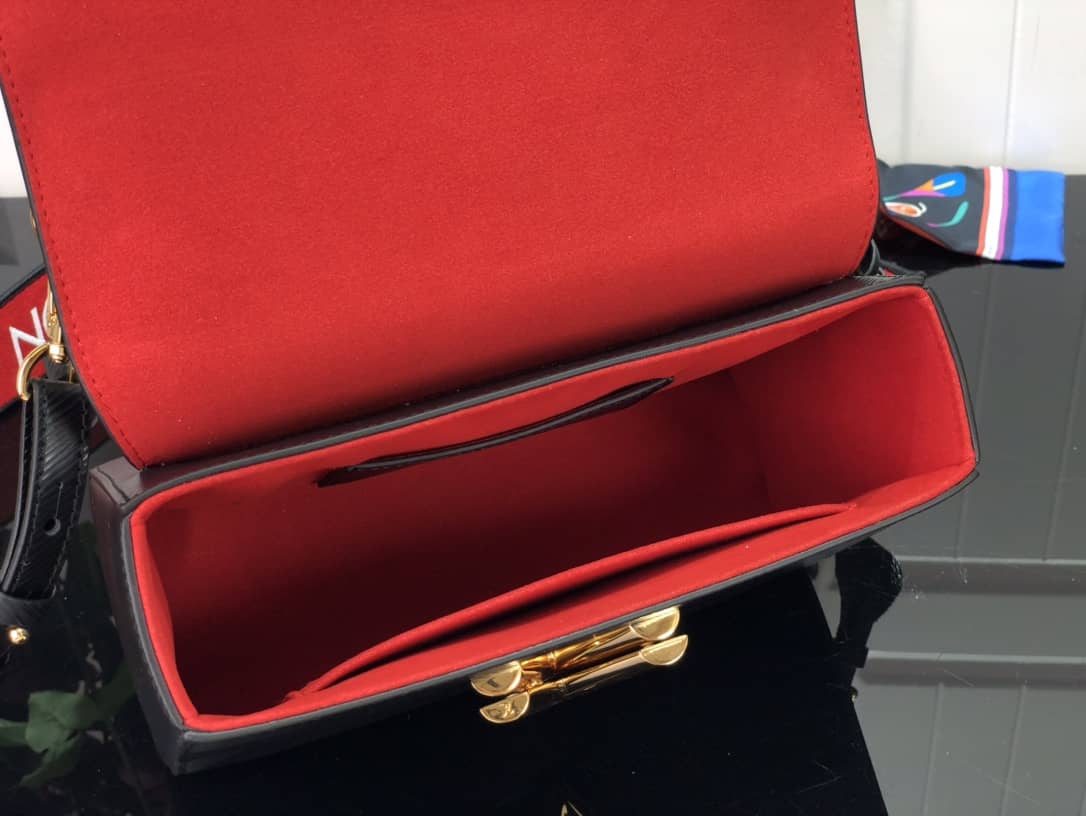 L0vis Vvtt0n Twist MM Epi Leather Replica Bag M59026