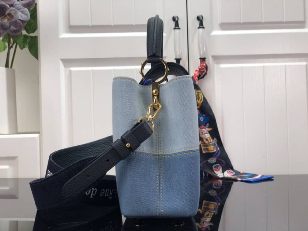 L0vis Vvtt0n Capucines BB Blue M56269 Replica Shoulder Bag