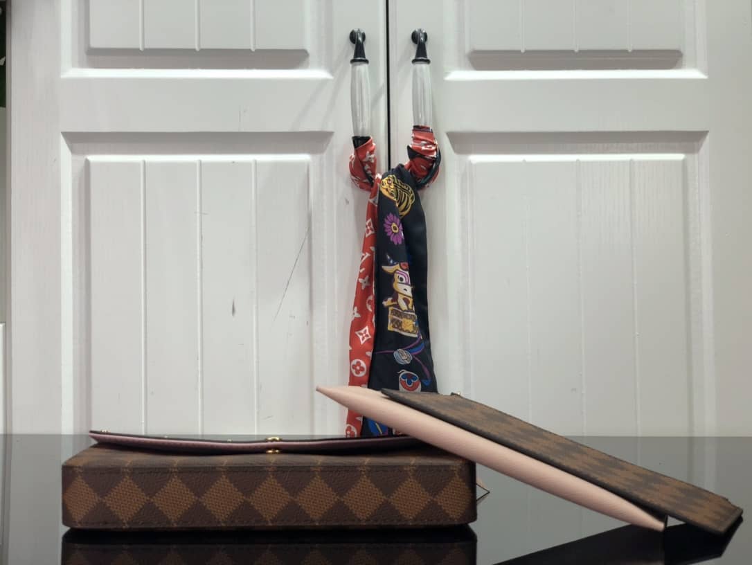 L0vis Vvtt0n Damier Canvas Flicie Replica Pochette N60474