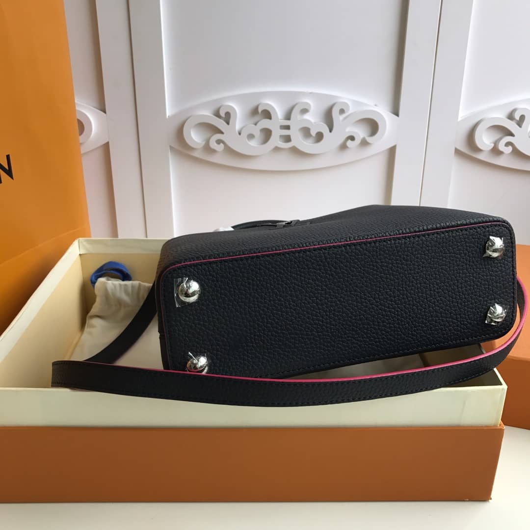 L0vis Vvtt0n Capucines Taurillon Leather PM Tote Replica Black M42245