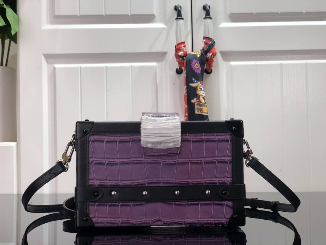 L0vis Vvtt0n Petite Malle Brilliant Alligator Leather Replica Handbag Purple N93817