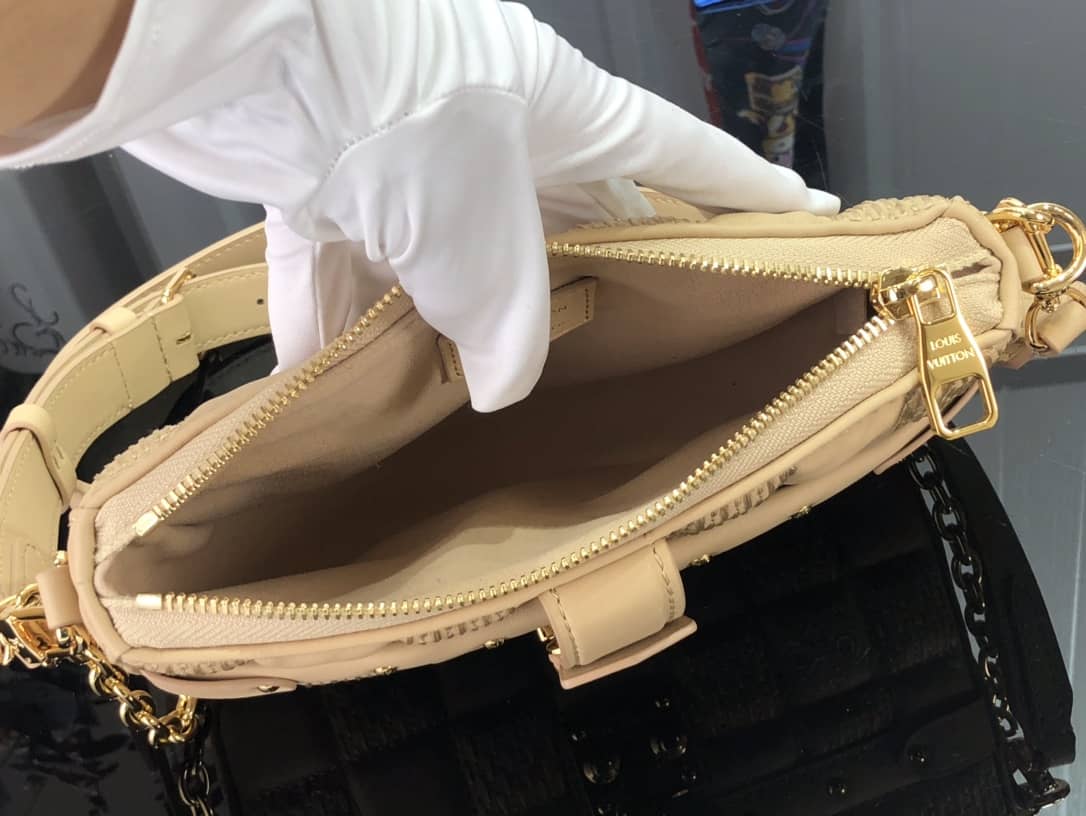 L0vis Vvtt0n Pochette Troca Replica Shoulder Bag Beige M59046