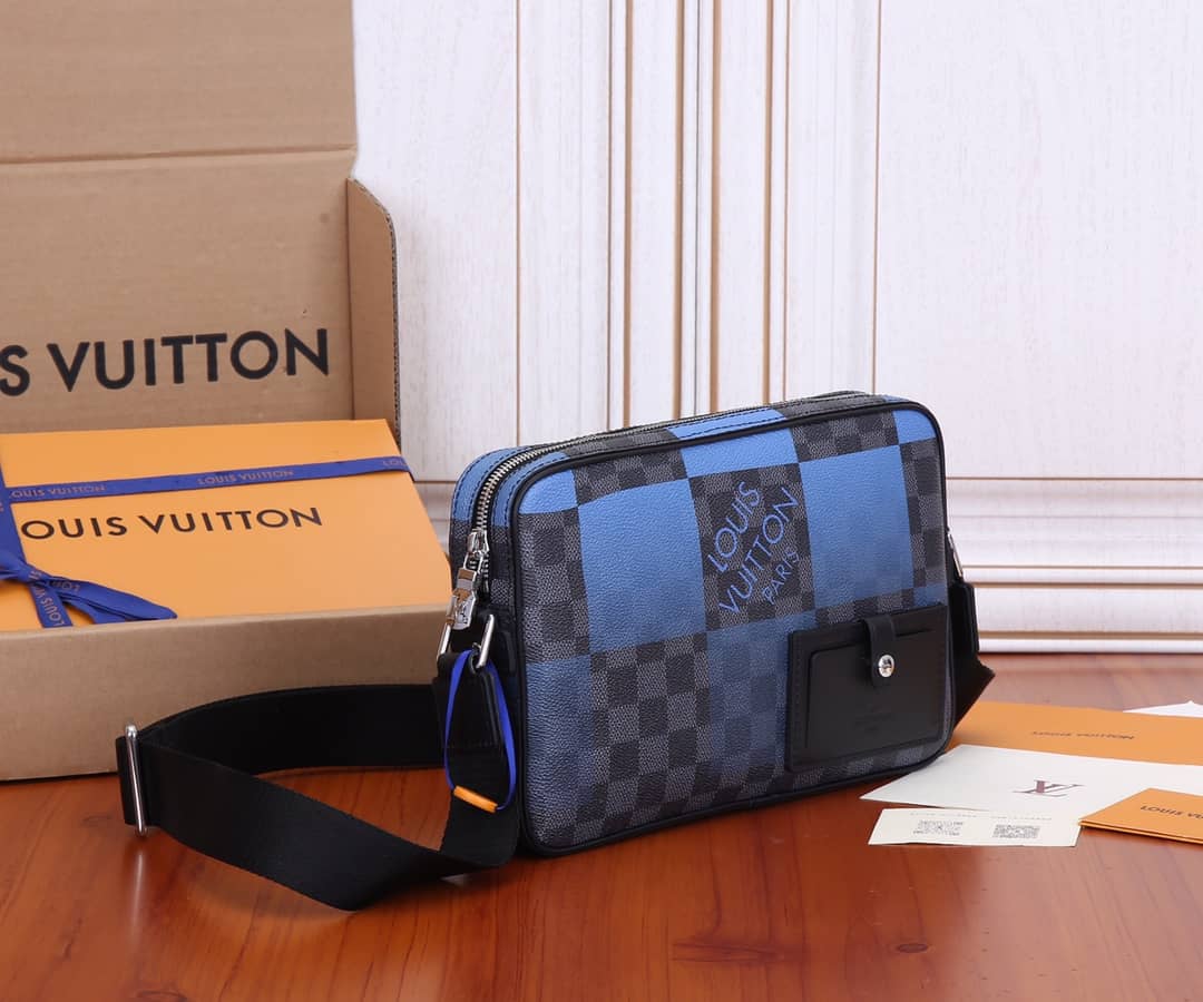 L0vis Vvtt0n Alpha Damier Graphite Giant Messenger Bag Replica Blue N40408