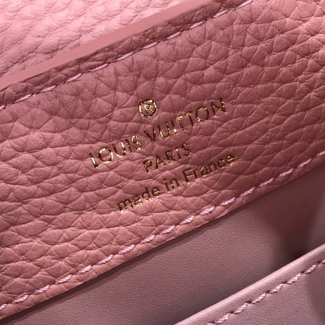 L0vis Vvtt0n Capucines MM Taurillon Leather Tote M94227