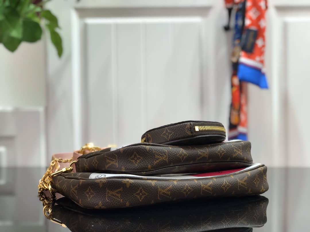 L0vis Vvtt0n Monogram Canvas Multi Pochette Replica Brown M44823