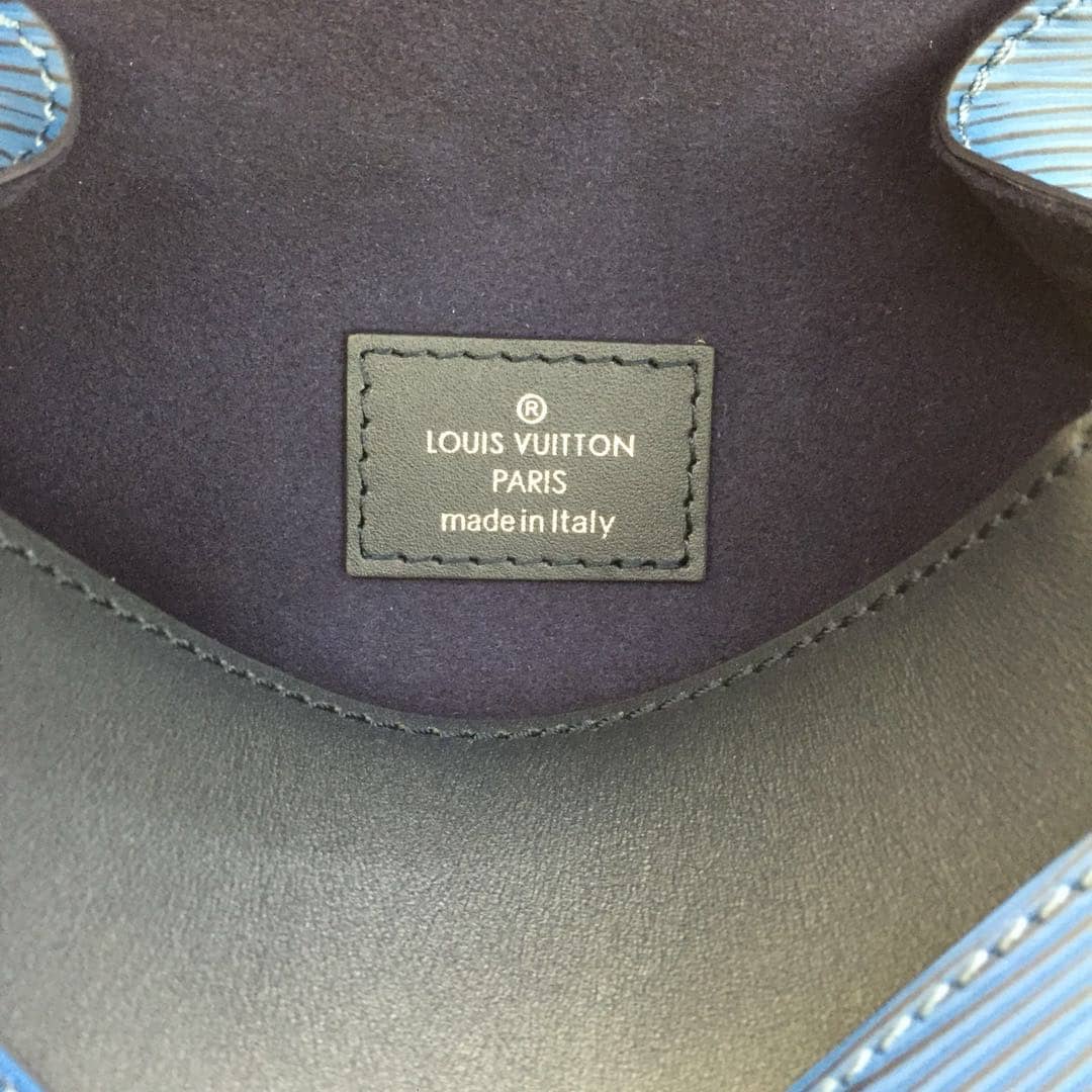 L0vis Vvtt0n EPI Downtown BB Messenger Bag Replica Blue M53497