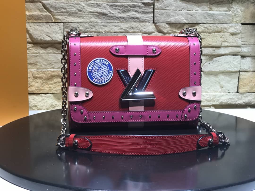 L0vis Vvtt0n Twist MM Bag Red M50296 Replica