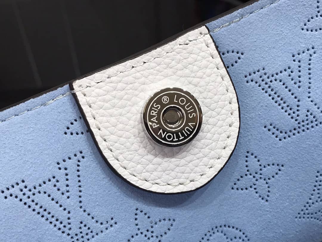 L0vis Vvtt0n Hina PM Mahina Leather Bag Replica Blue M54350