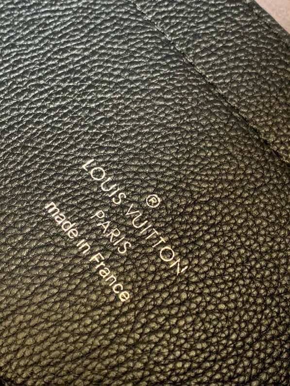 L0vis Vvtt0n Mahina Hina PM Leather Tote Replica Black M54353