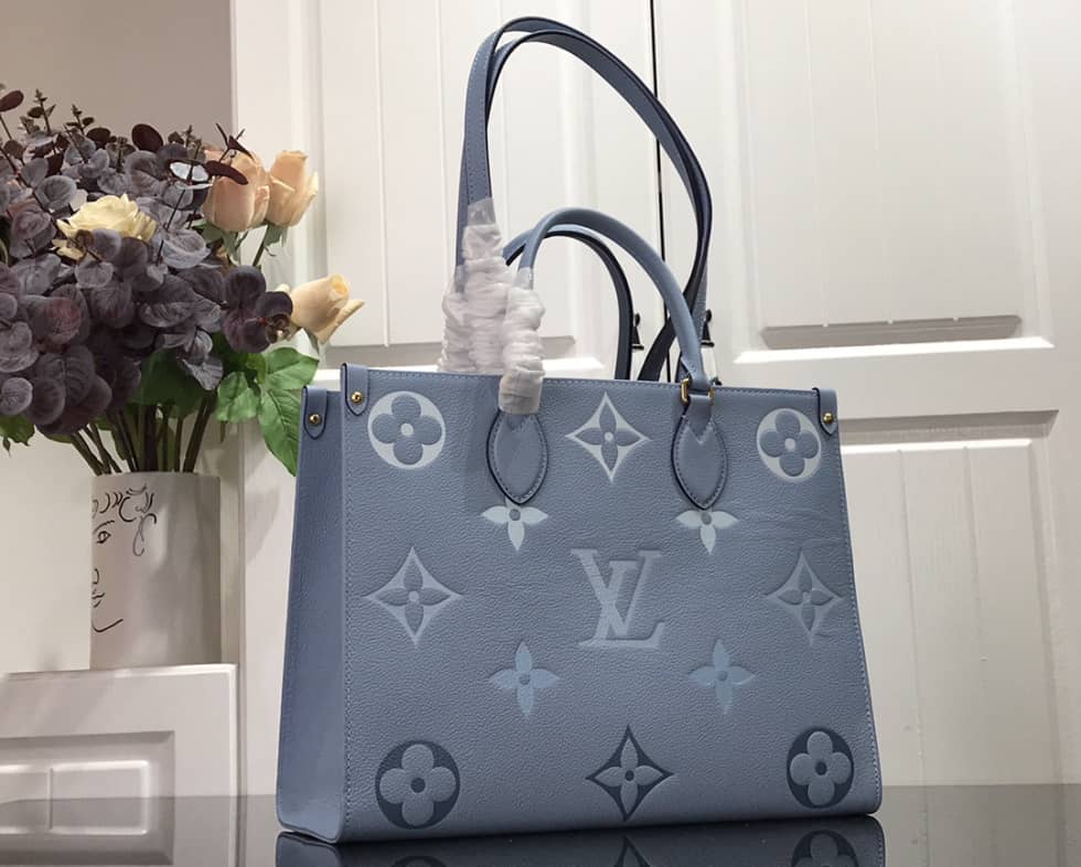 L0vis Vvtt0n OnTheGo Monogram Empreinte MM Blue M45718 Replica Tote