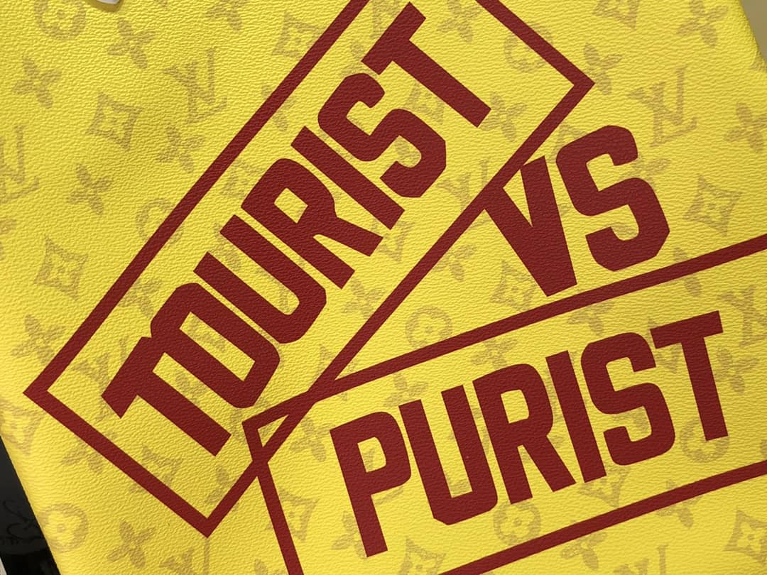 L0vis Vvtt0n “Tourist Vs Purist” Tote Bag