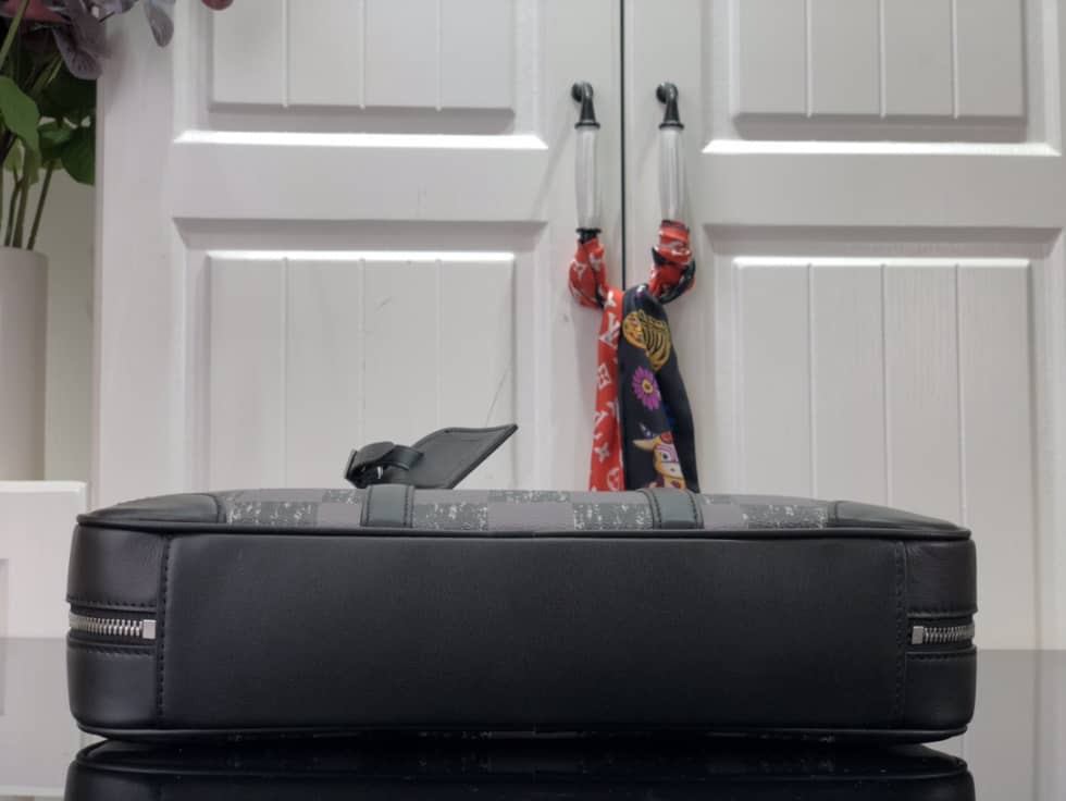 L0vis Vvtt0n Sirius Briefcase Graphite N50072 Replica Messenger Bag