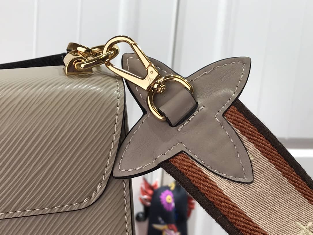 L0vis Vvtt0n Epi leather Twist PM Replica Handbag M57049