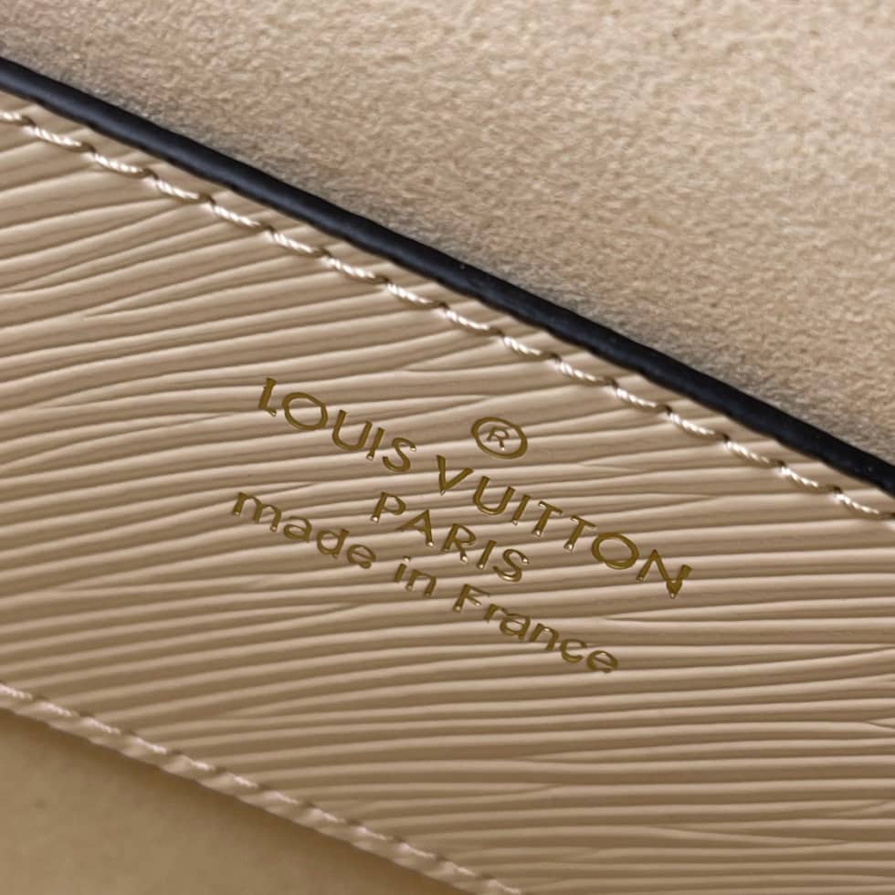 L0vis Vvtt0n Twist MM Epi Grained Leather White M59403 Replica Crossbody Bag