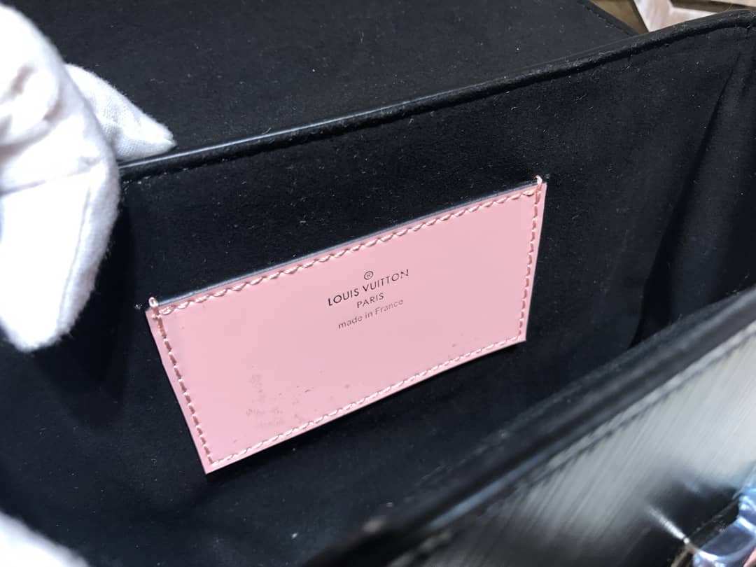 L0vis Vvtt0n Replica Twist MM Epi Leather Bag Pink