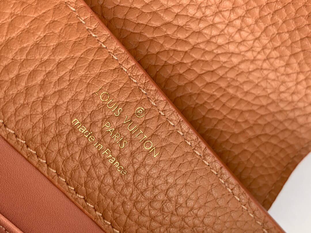 L0vis Vvtt0n Capucines Mini Replica Bag Pink M55921